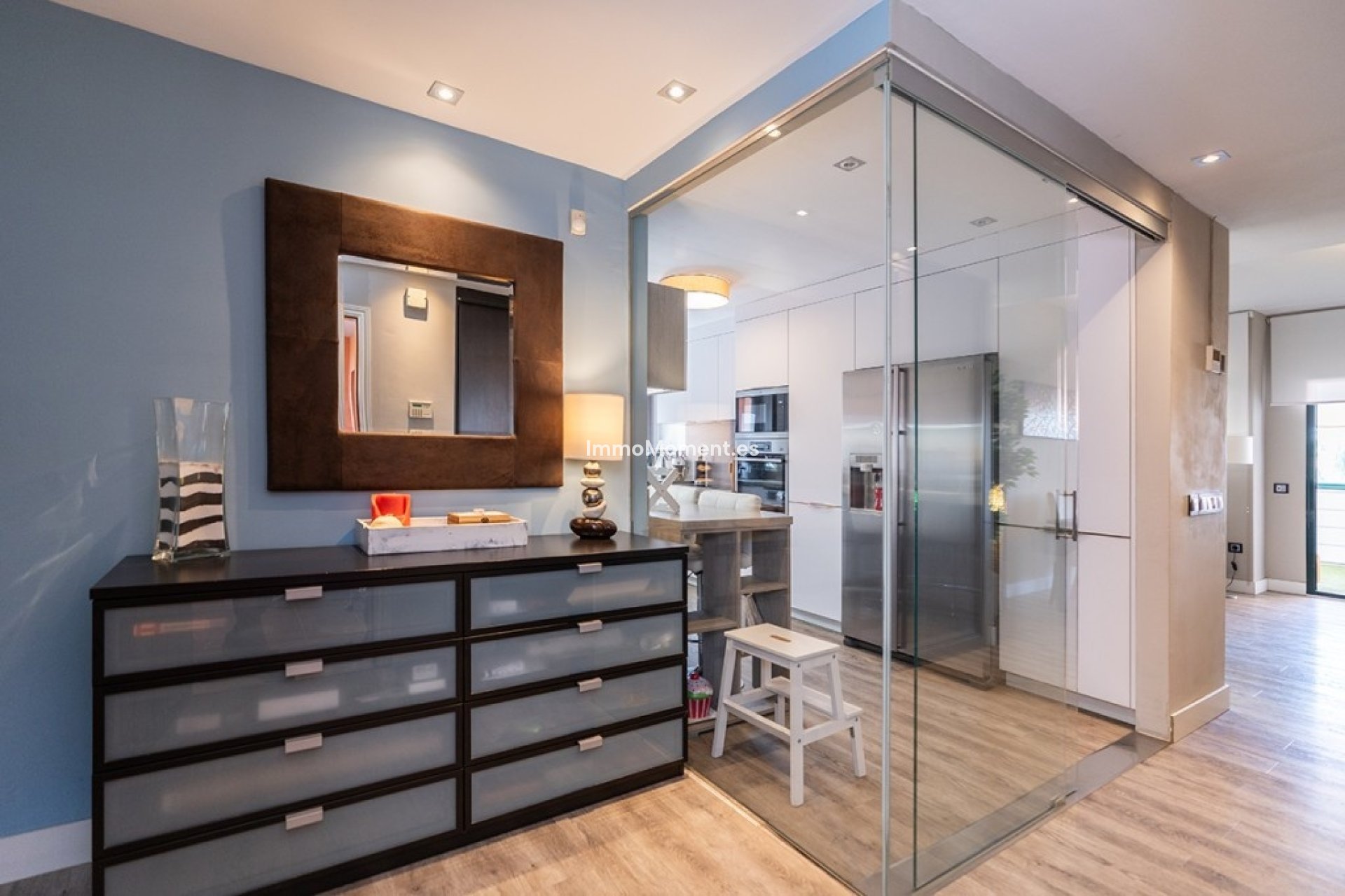 Resale - Apartment - Marbella - Elviria