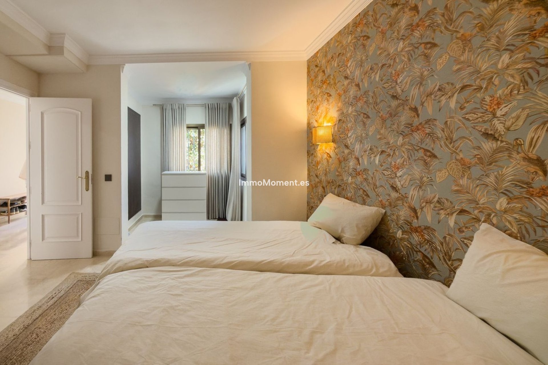 Resale - Apartment - Marbella - Elviria