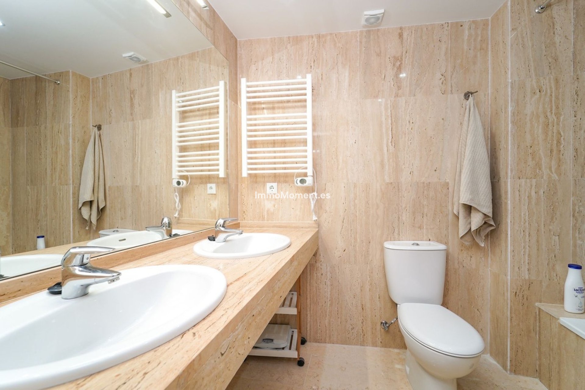 Resale - Apartment - Marbella - Elviria