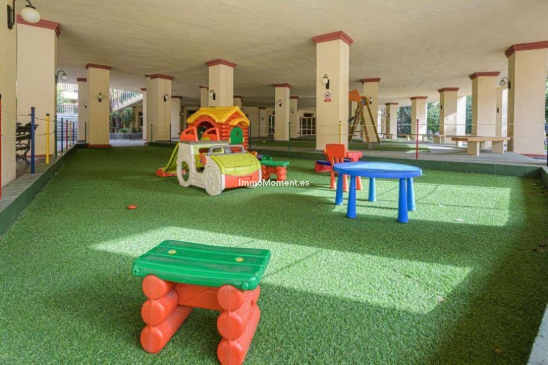 Resale - Apartment - Marbella - Elviria