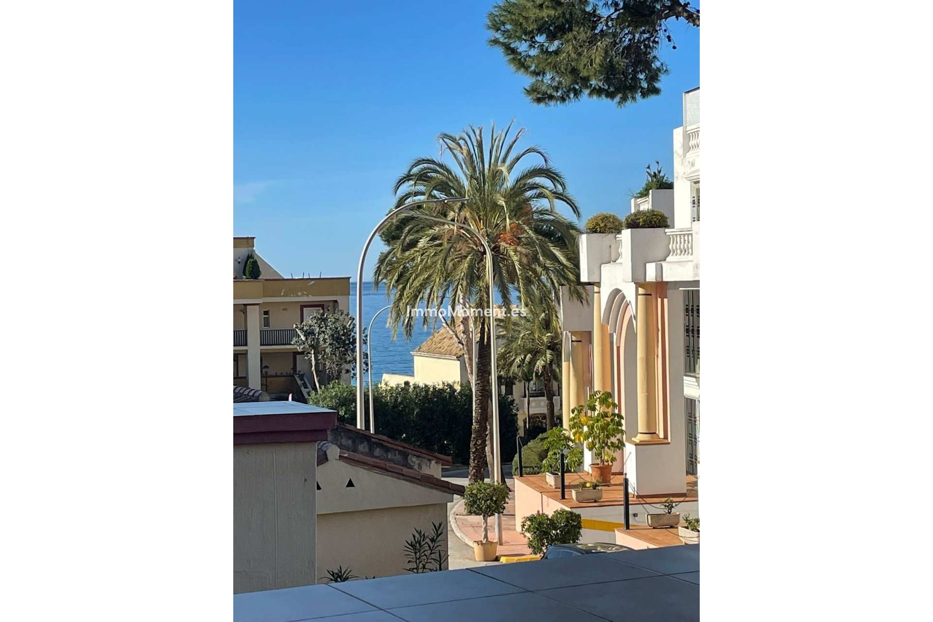 Resale - Apartment - Marbella - Elviria