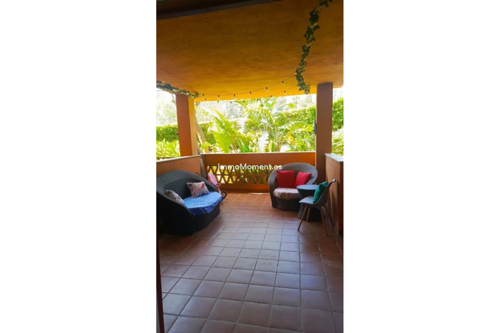 Resale - Apartment - Marbella - Elviria