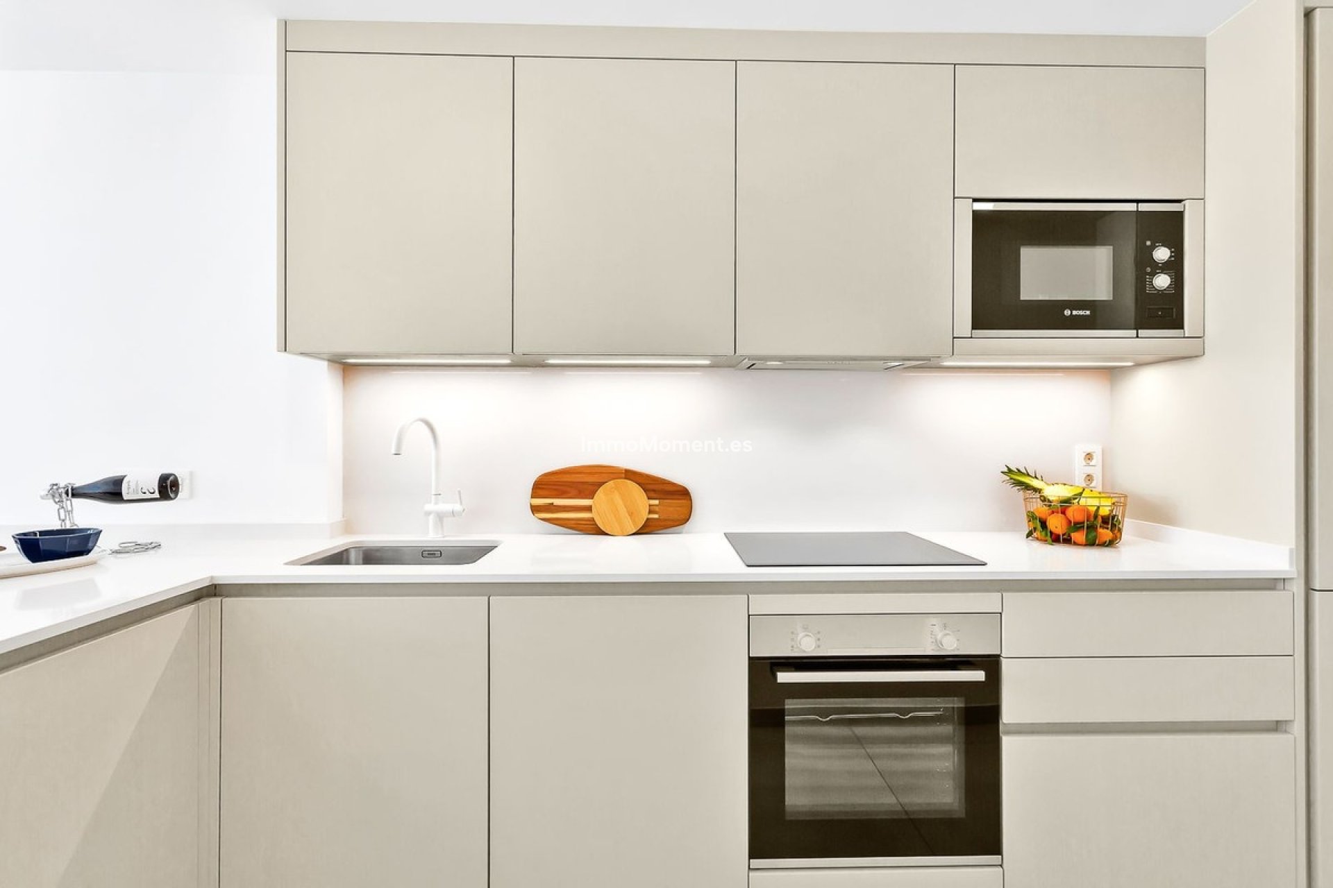 Resale - Apartment - Marbella - Elviria