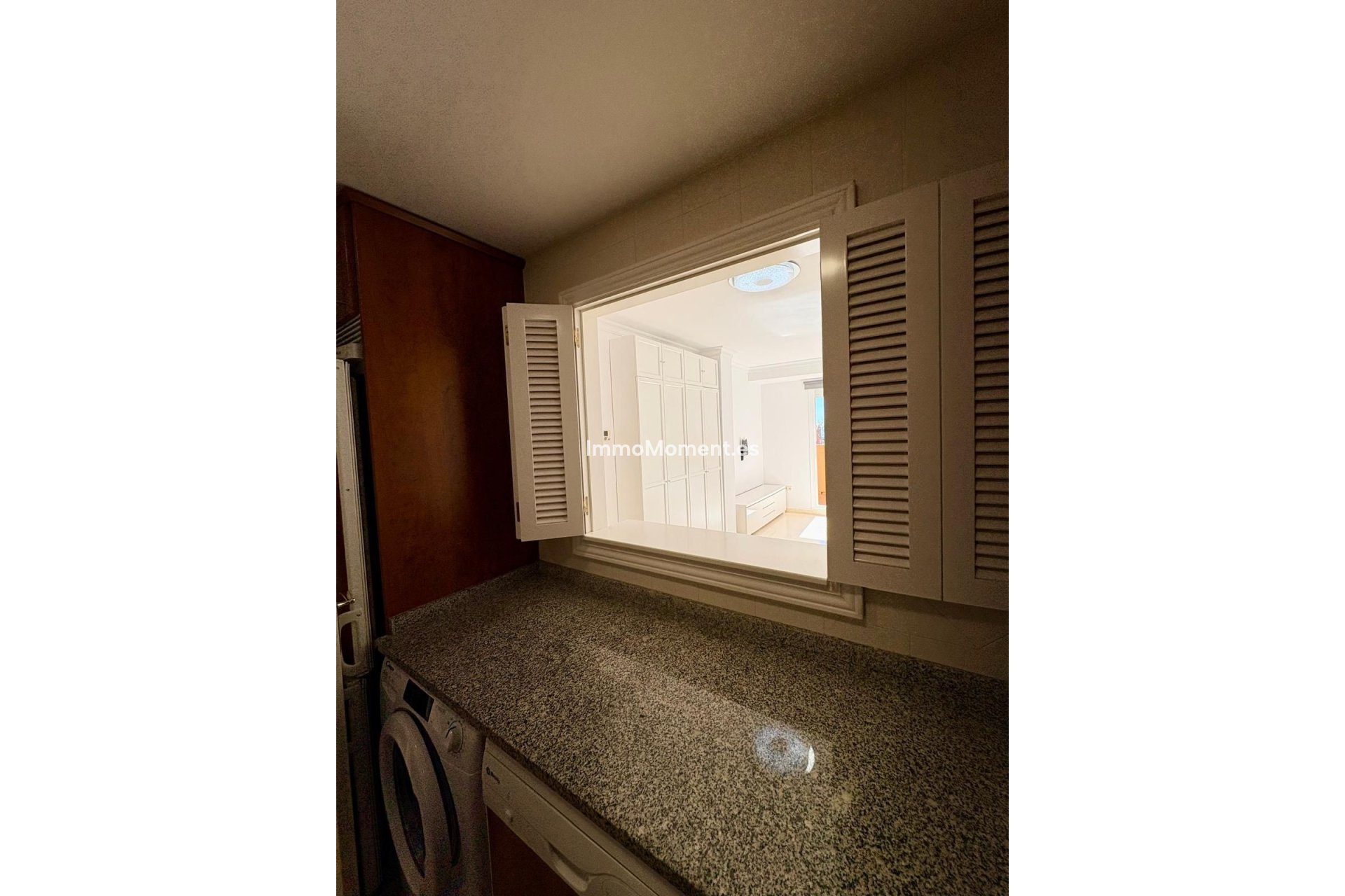 Resale - Apartment - Marbella - Elviria