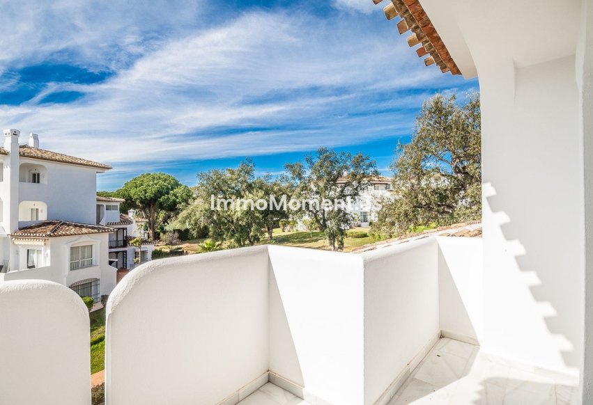 Resale - Apartment - Marbella - Elviria