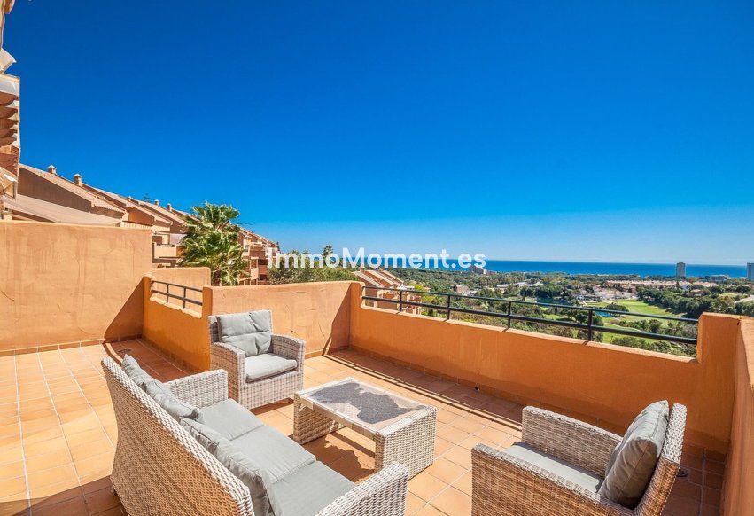 Resale - Apartment - Marbella - Elviria