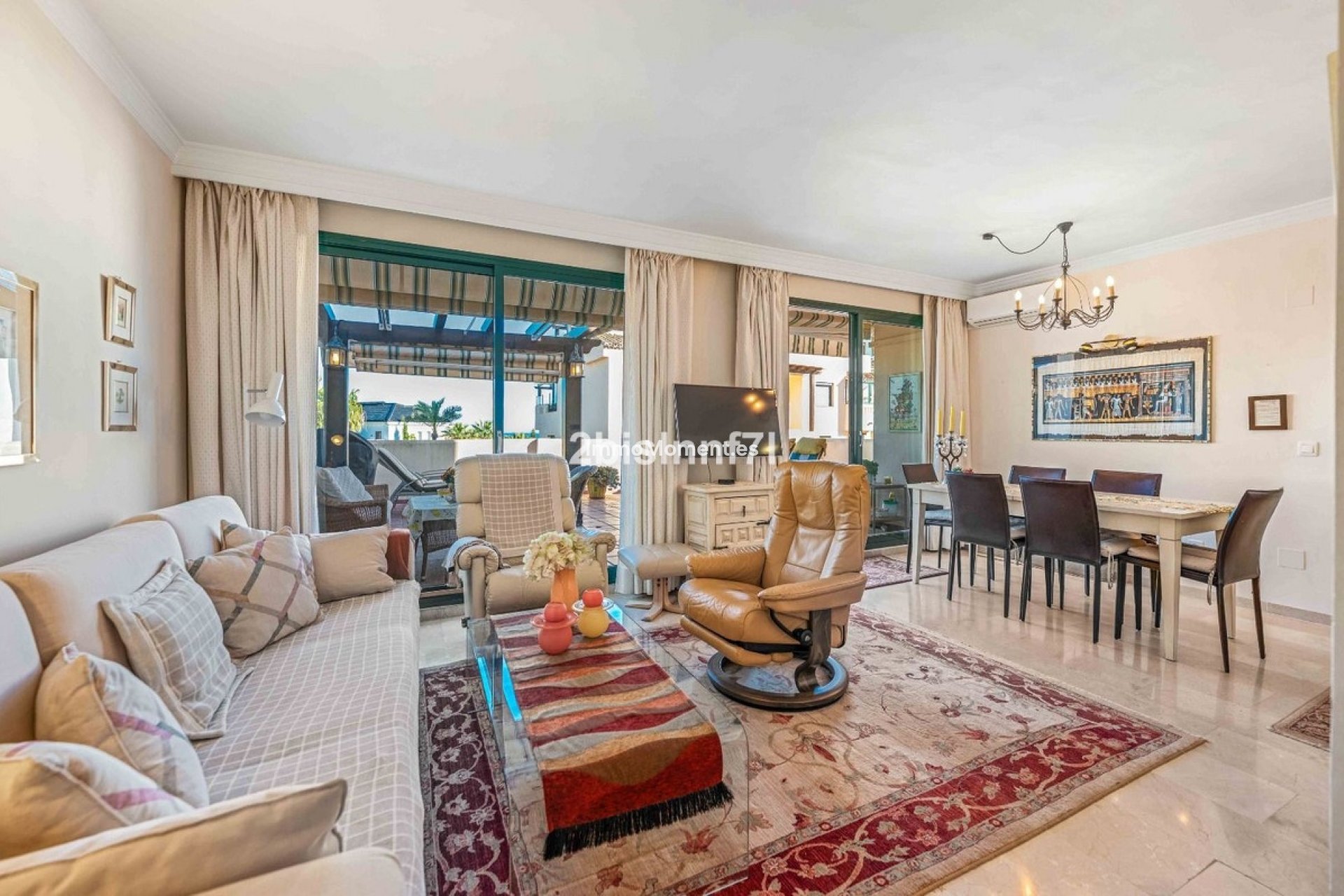 Resale - Apartment - Marbella - Elviria