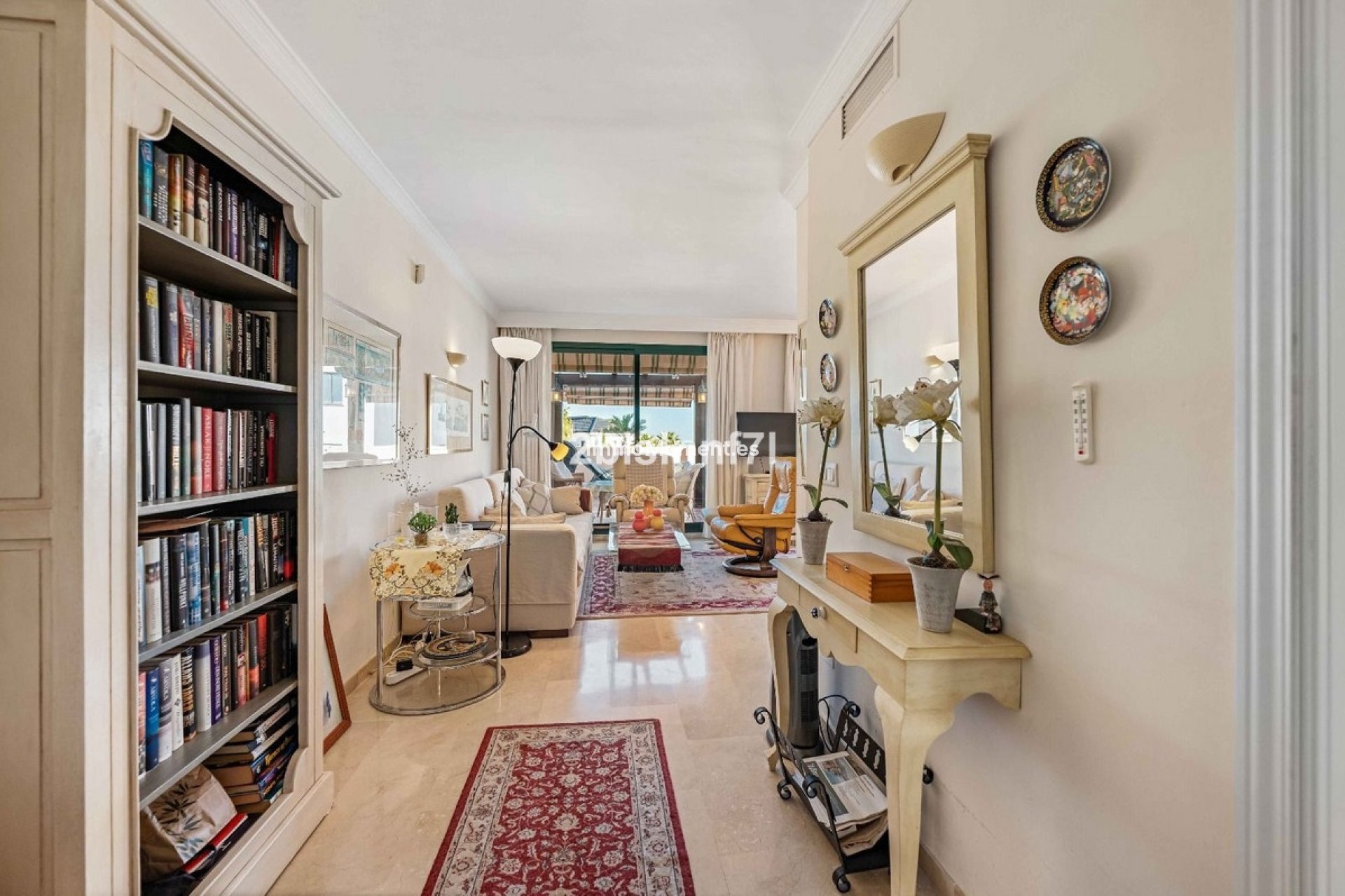 Resale - Apartment - Marbella - Elviria