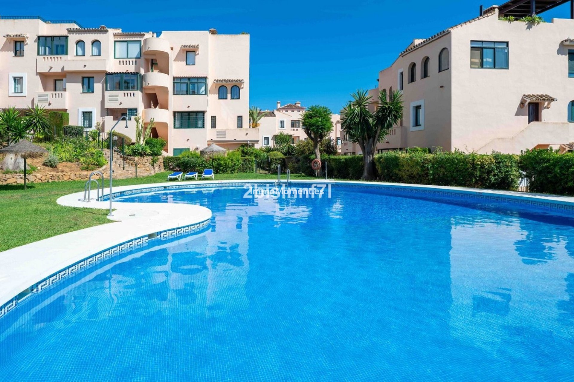 Resale - Apartment - Marbella - Elviria