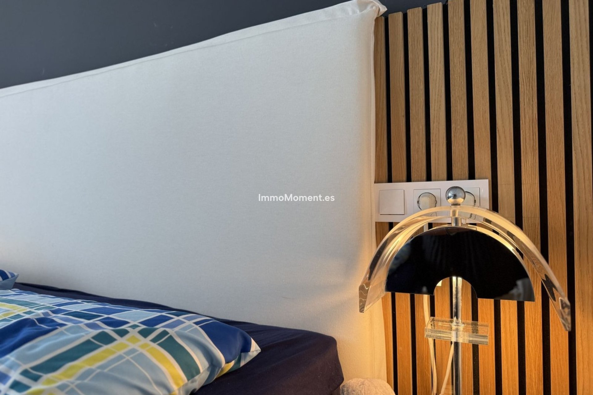 Resale - Apartment - Marbella - Elviria