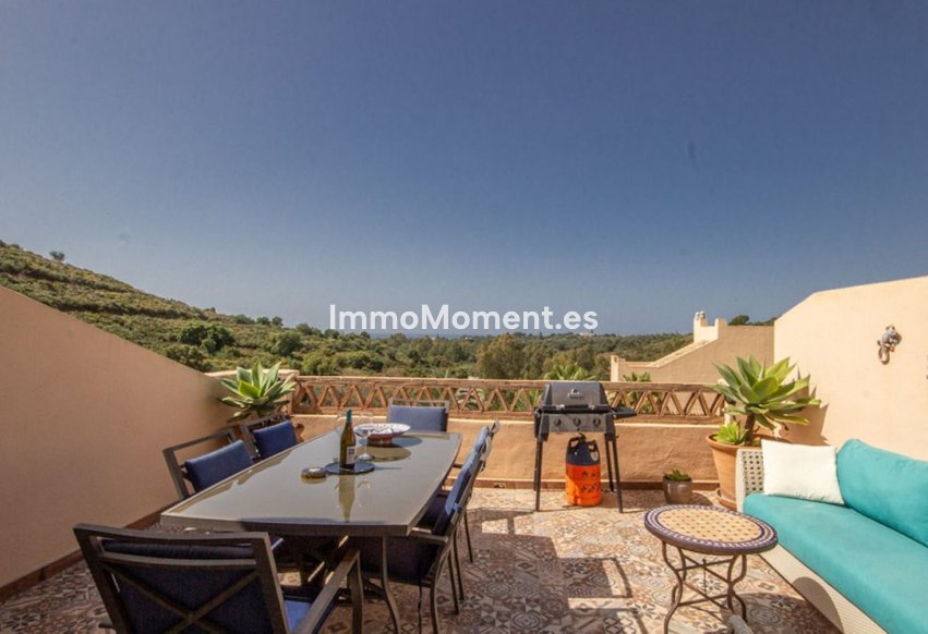 Resale - Apartment - Marbella - Elviria