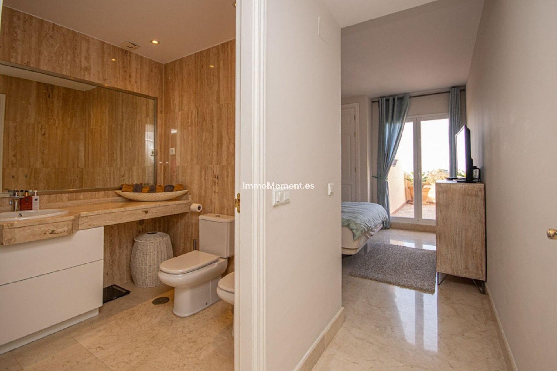 Resale - Apartment - Marbella - Elviria