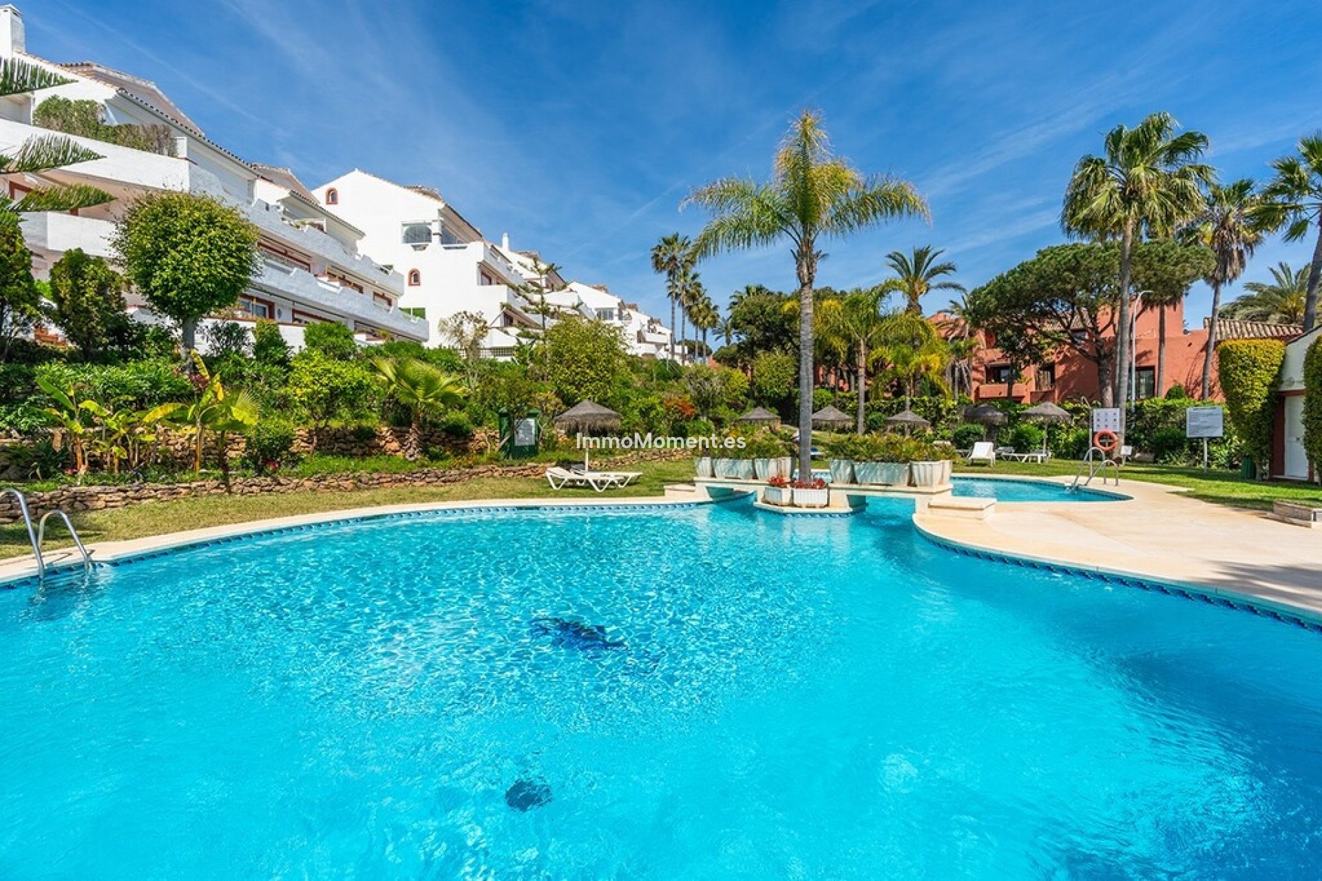 Resale - Apartment - Marbella - Elviria