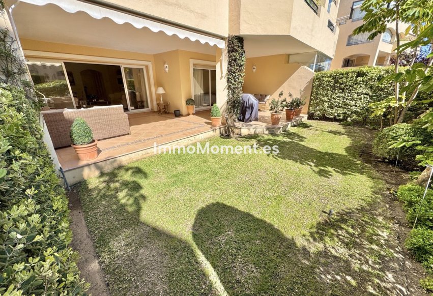 Resale - Apartment - Marbella - Elviria