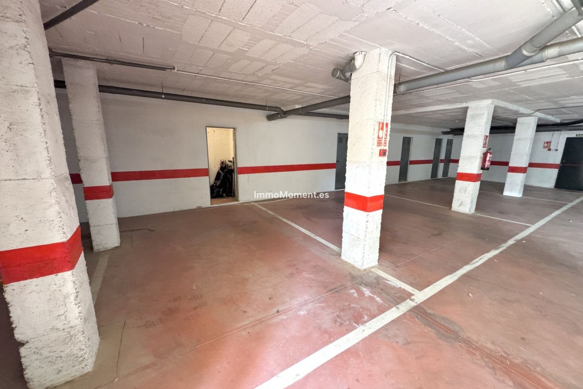 Resale - Apartment - Marbella - Elviria