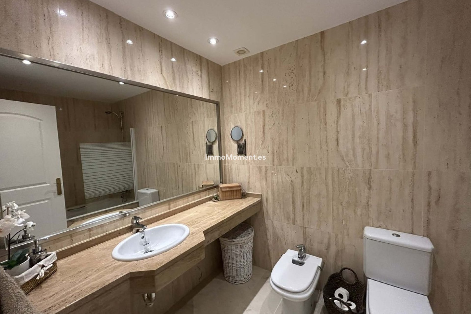 Resale - Apartment - Marbella - Elviria