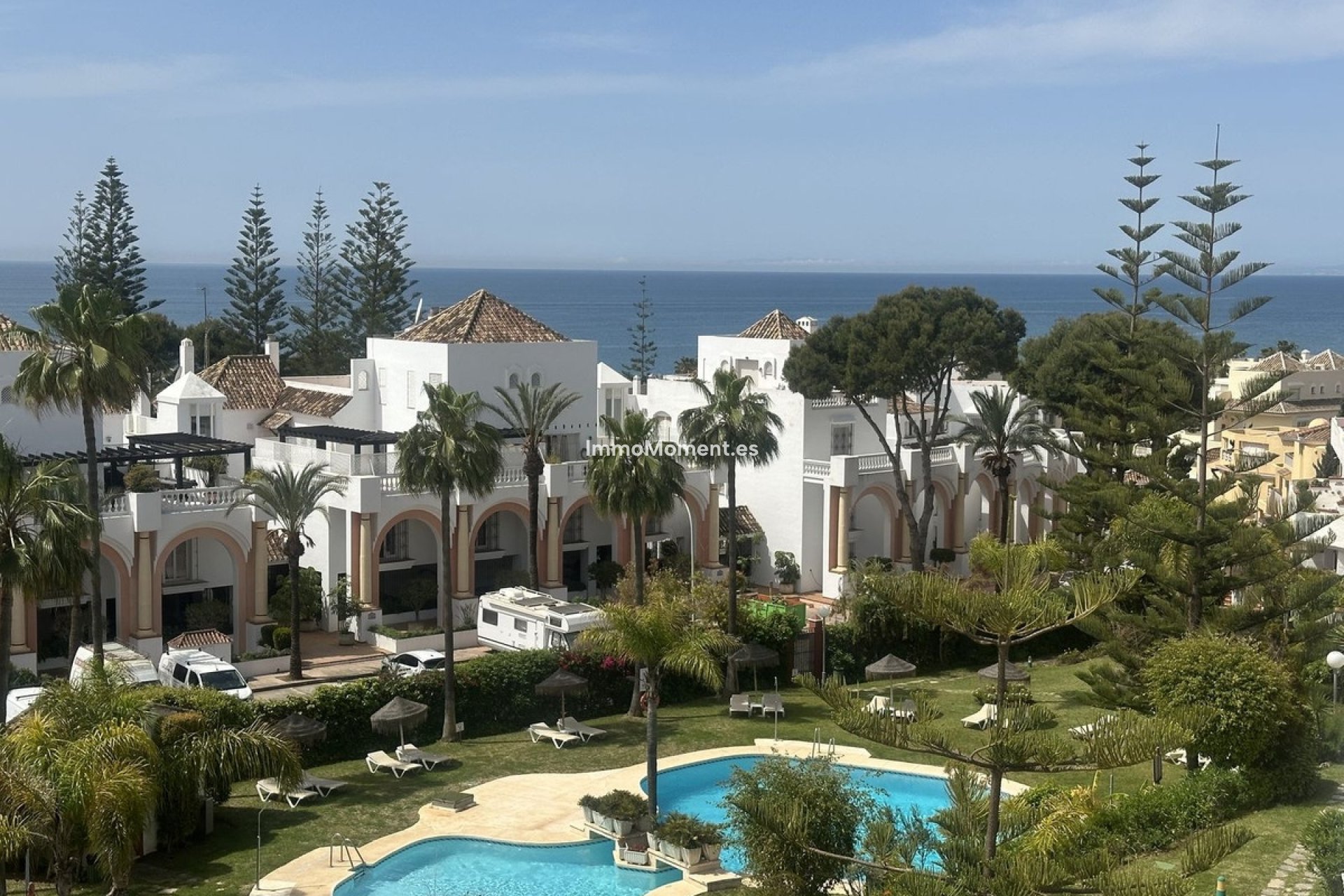 Resale - Apartment - Marbella - Elviria