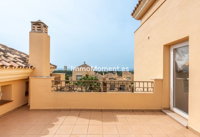 Resale - Apartment - Marbella - Elviria