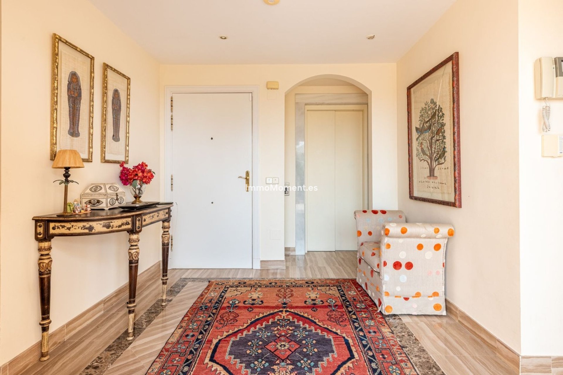 Resale - Apartment - Marbella - Elviria