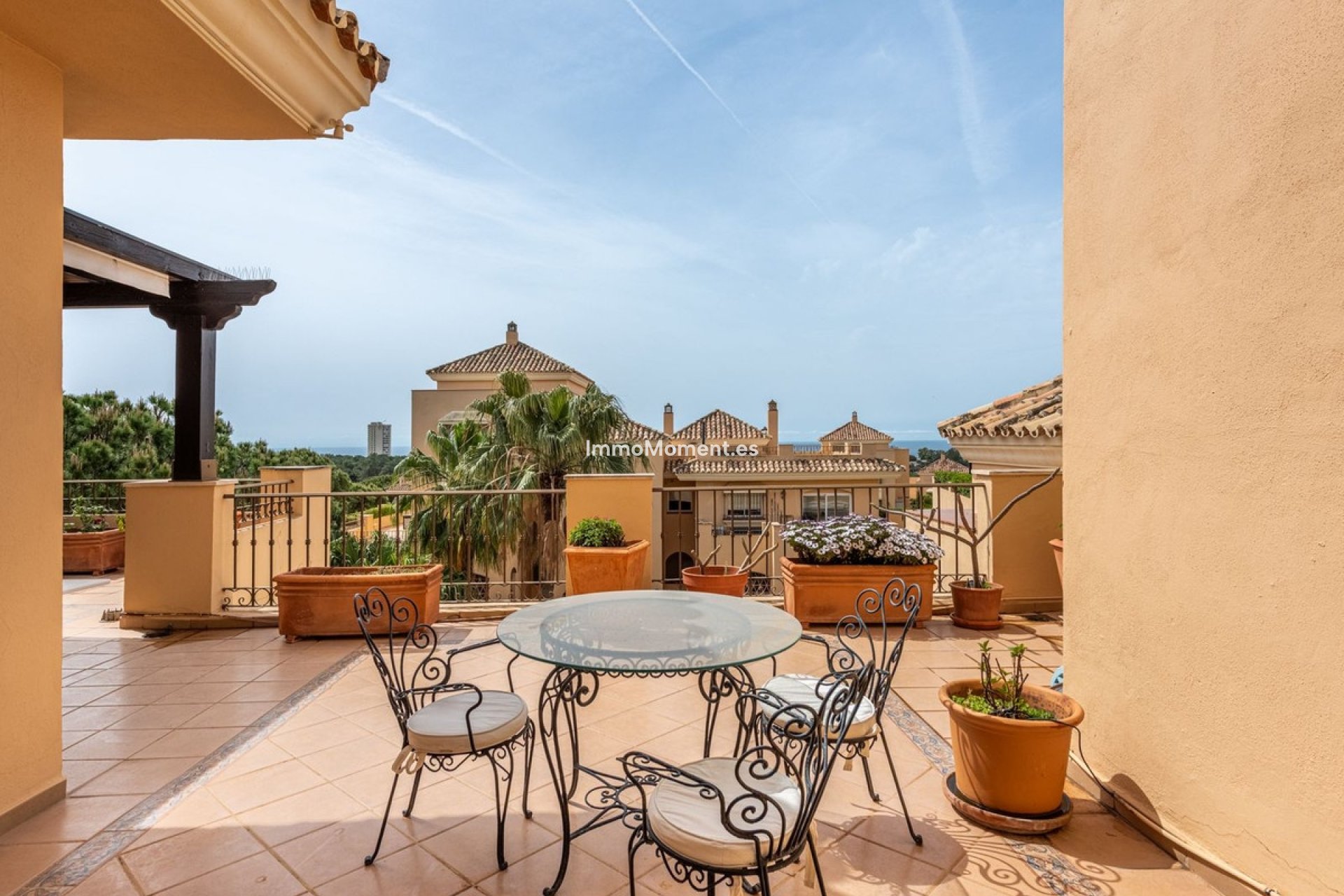Resale - Apartment - Marbella - Elviria