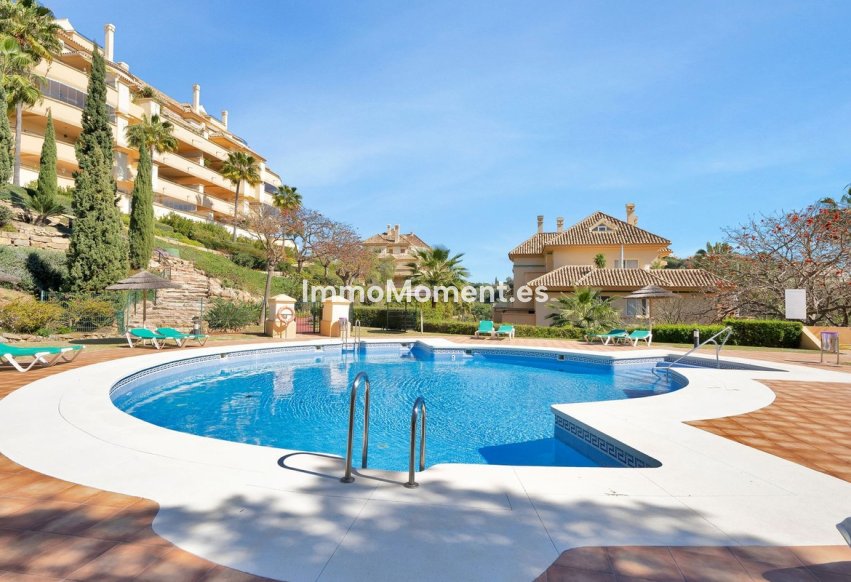 Resale - Apartment - Marbella - Elviria