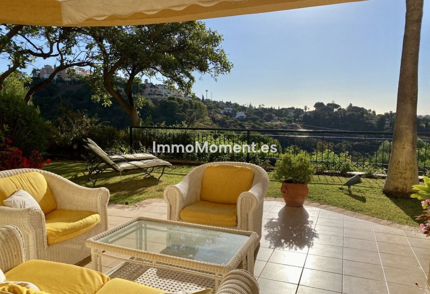 Resale - Apartment - Marbella - Elviria