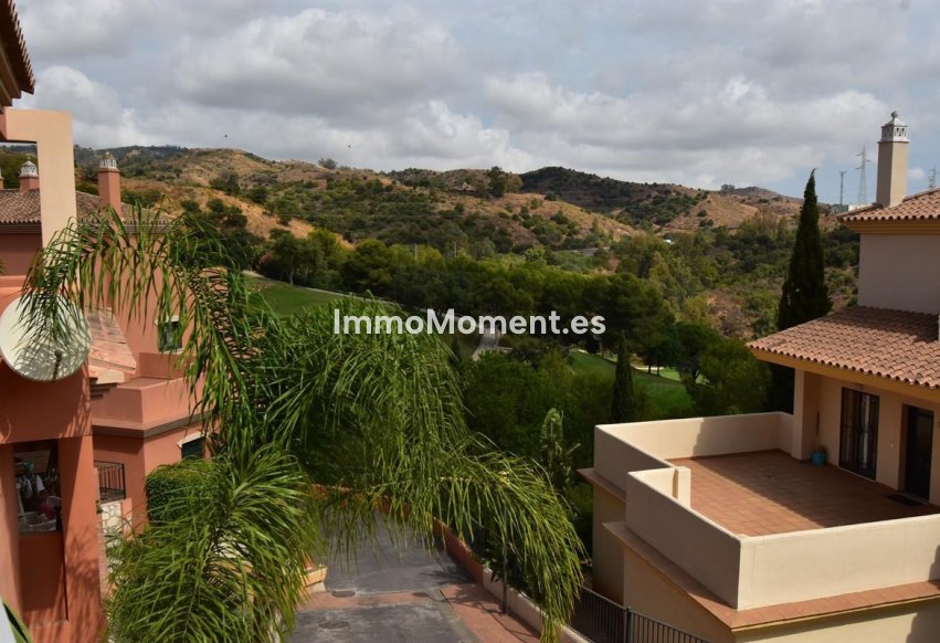 Resale - Apartment - Marbella - Elviria