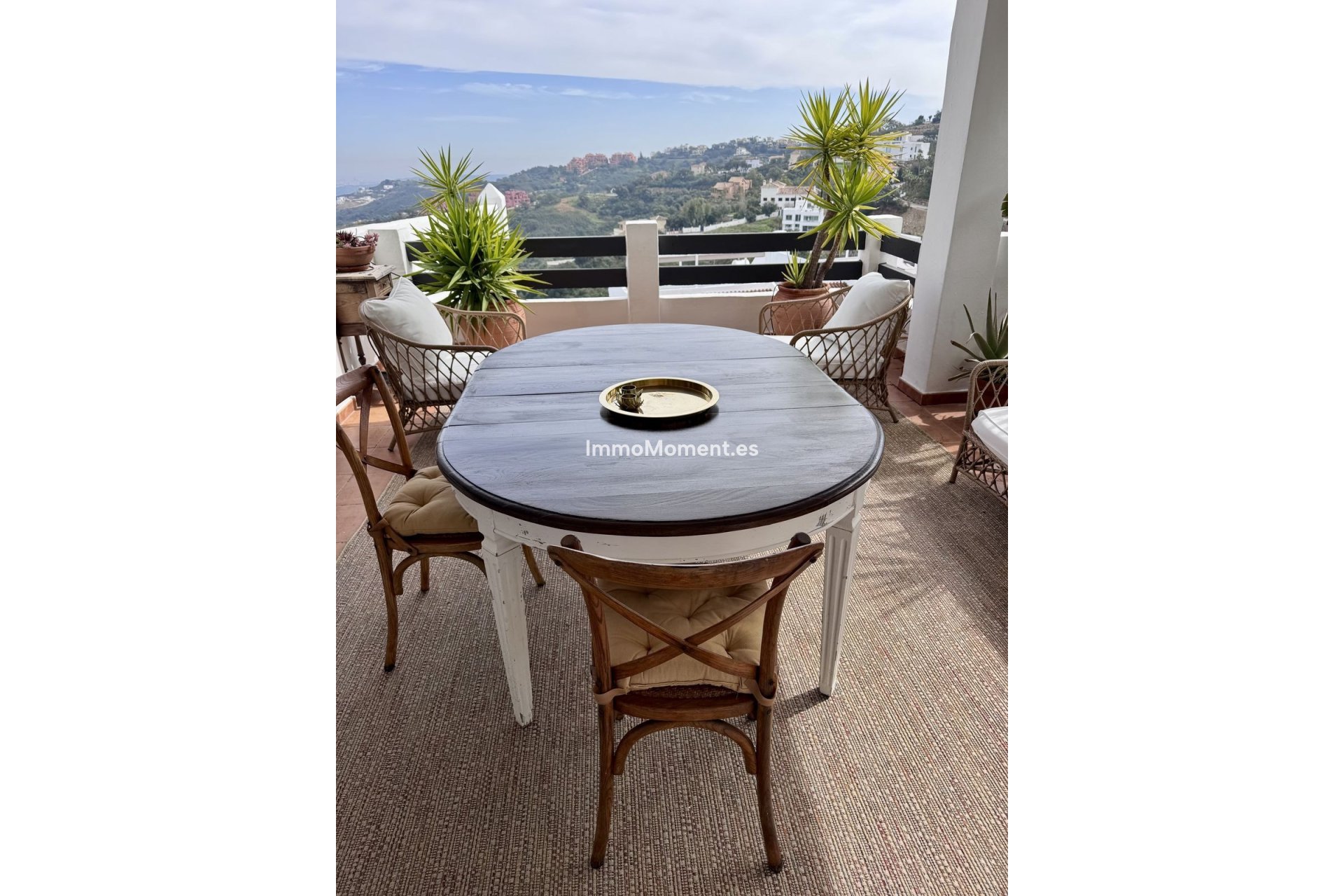 Resale - Apartment - Marbella - Elviria