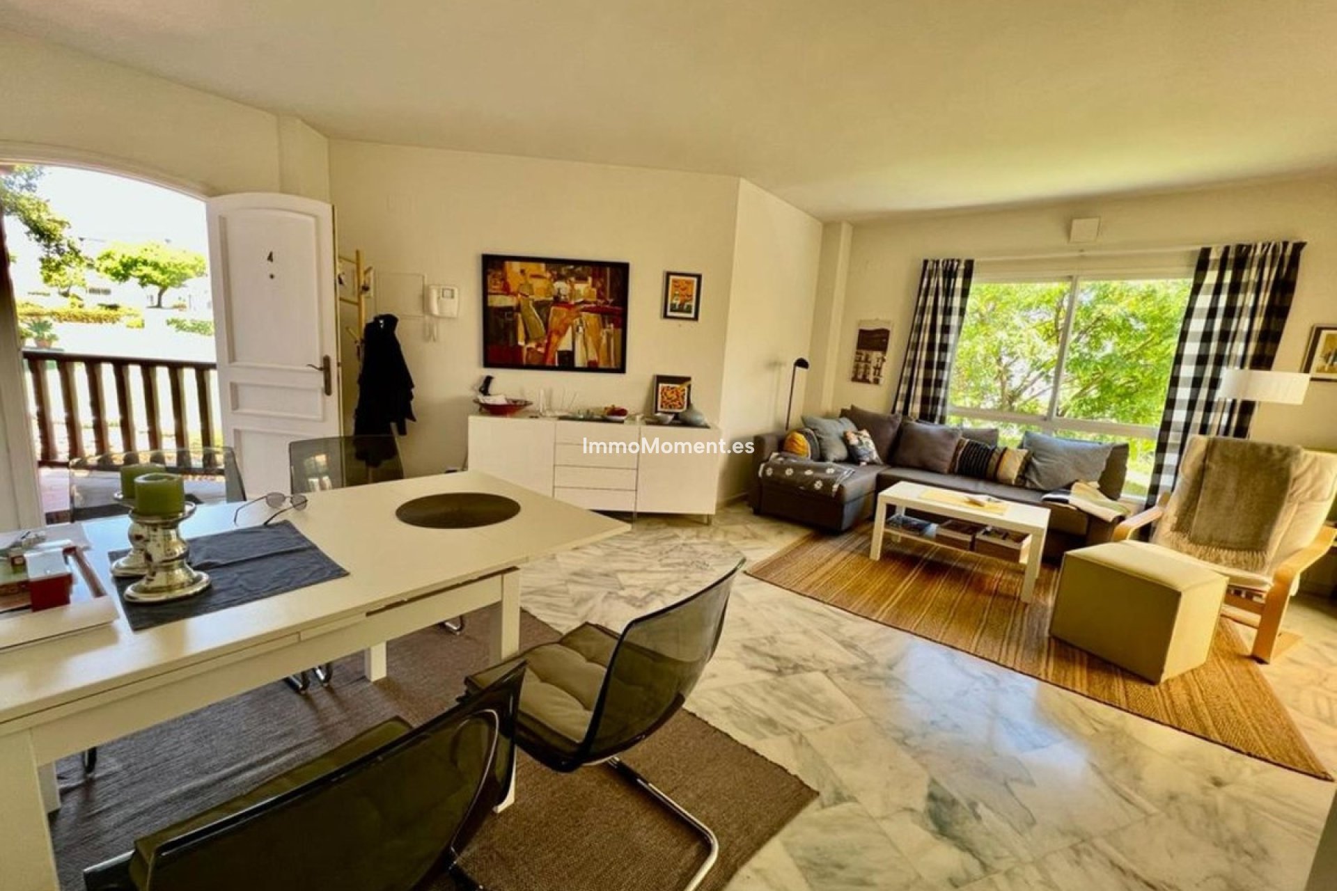 Resale - Apartment - Marbella - Elviria