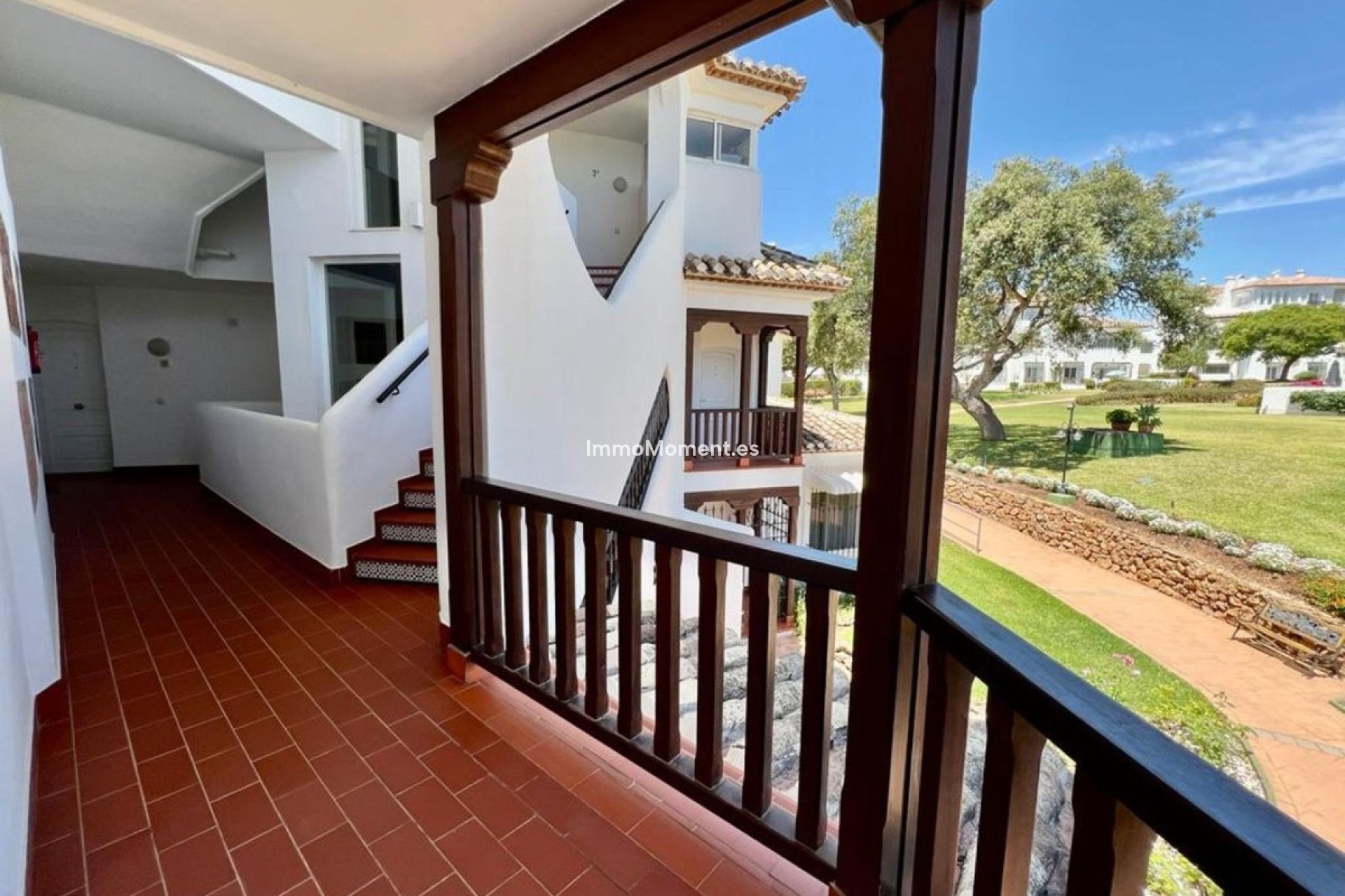 Resale - Apartment - Marbella - Elviria