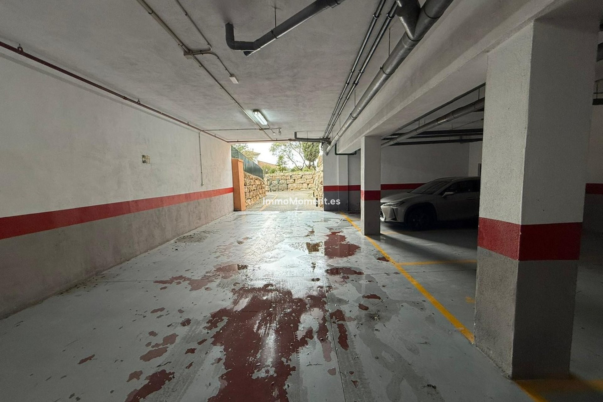 Resale - Apartment - Marbella - Elviria