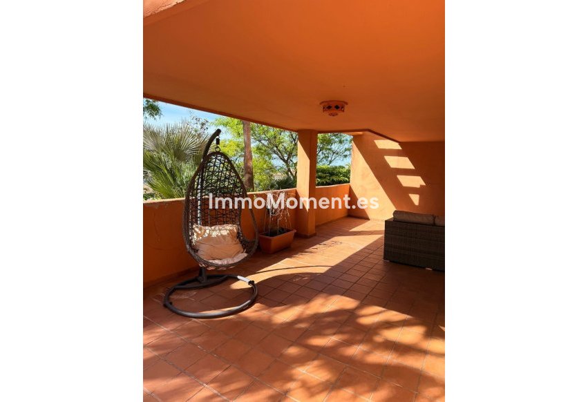 Resale - Apartment - Marbella - Elviria