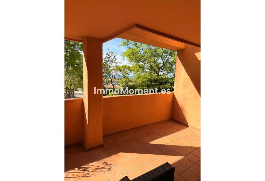 Resale - Apartment - Marbella - Elviria