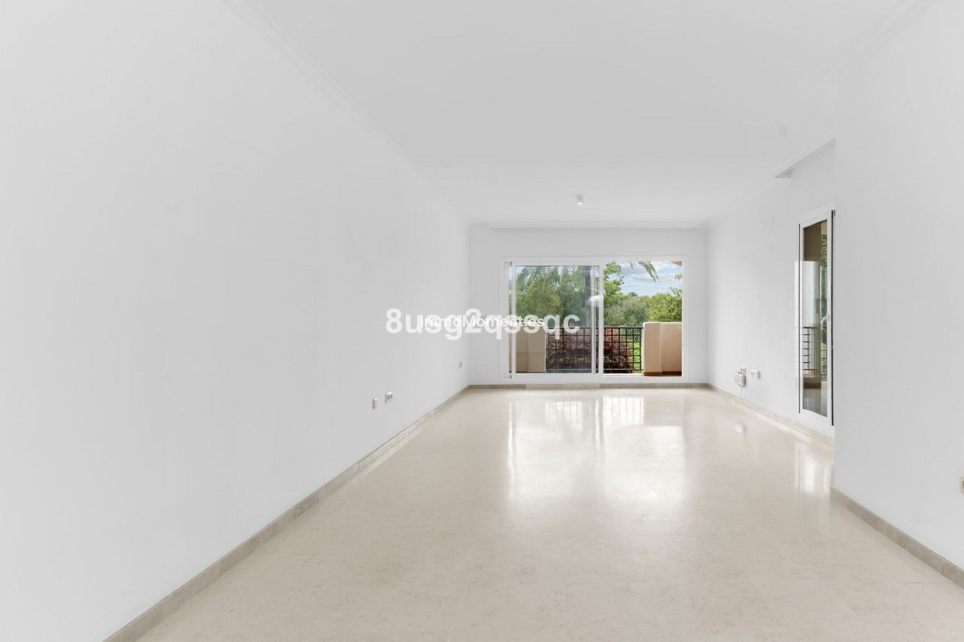 Resale - Apartment - Marbella - Elviria