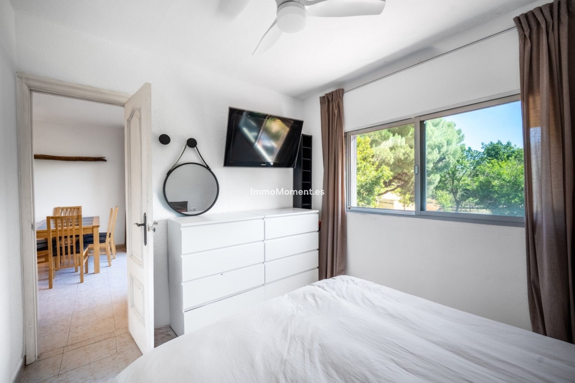 Resale - Apartment - Marbella - Elviria