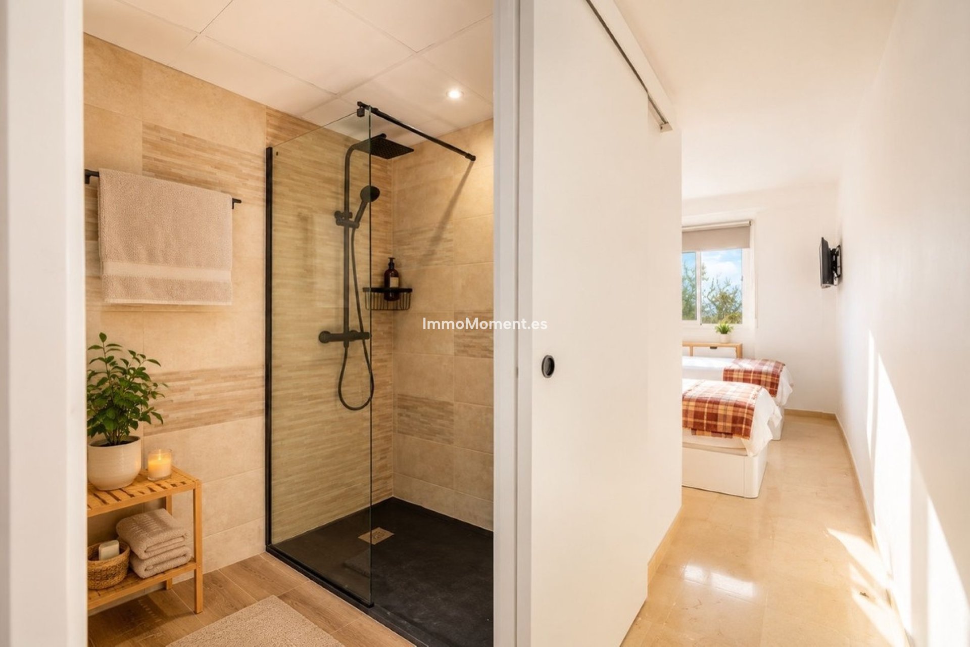 Resale - Apartment - Marbella - Elviria