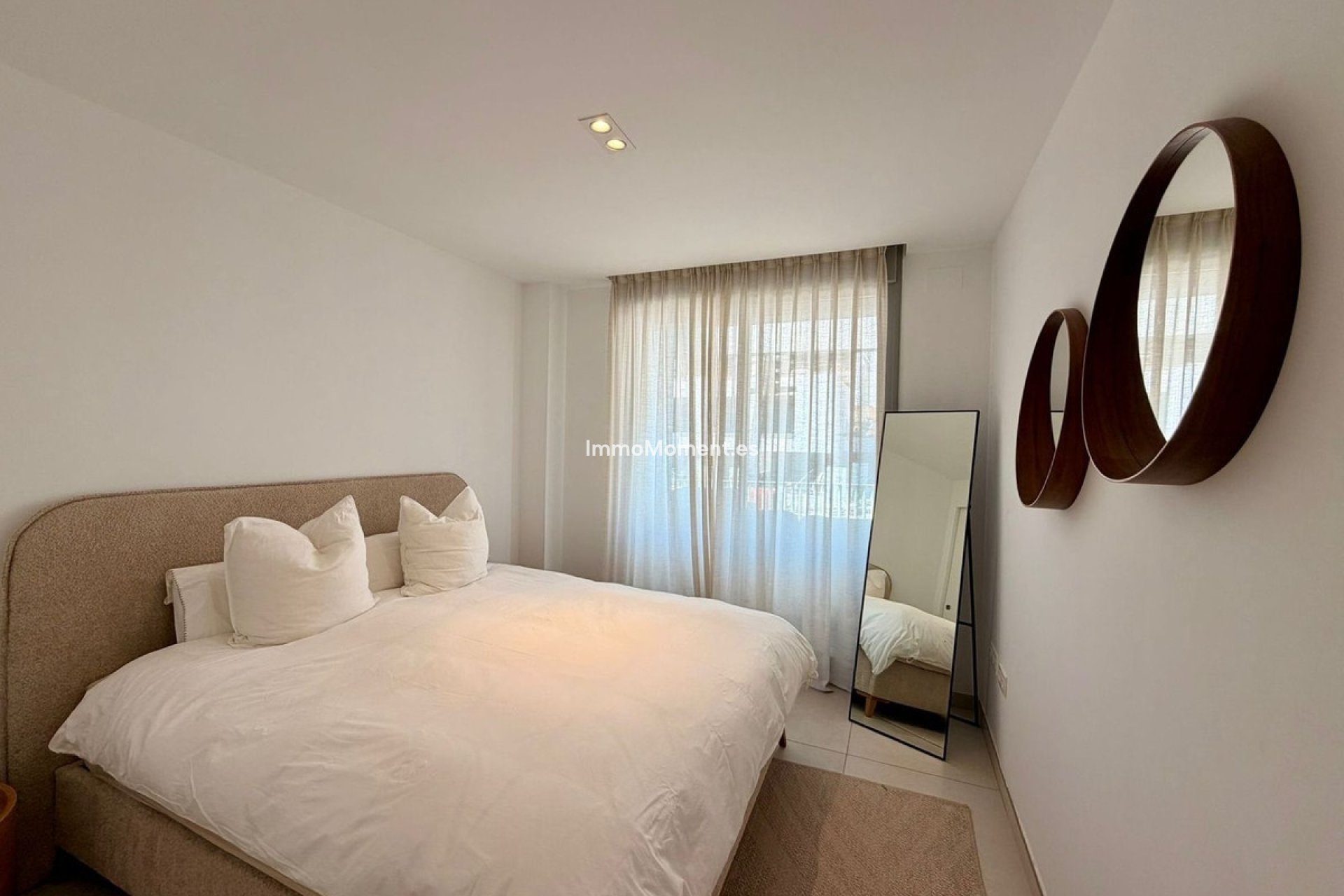 Resale - Apartment - Marbella - Elviria
