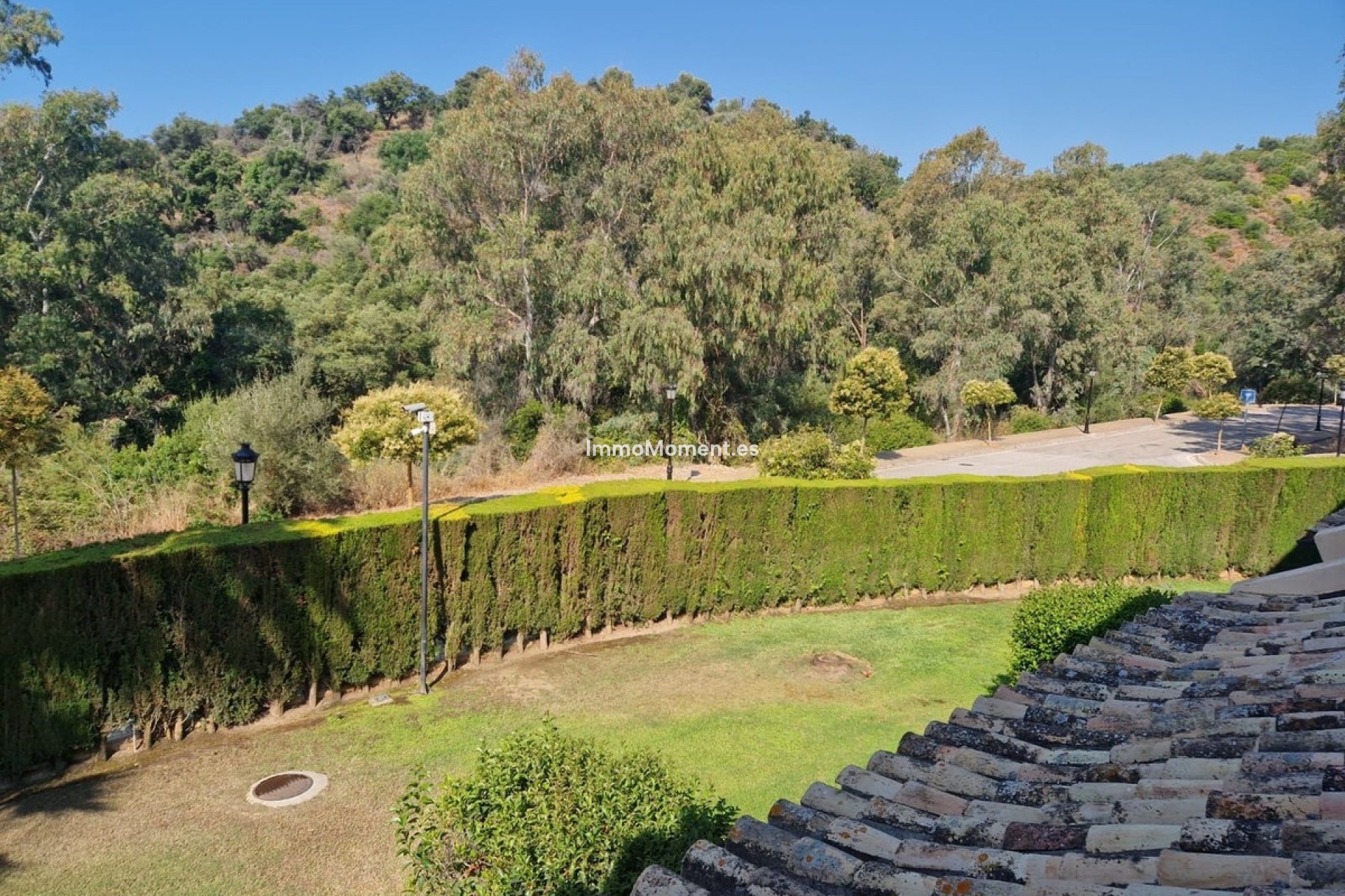 Resale - Apartment - Marbella - Elviria