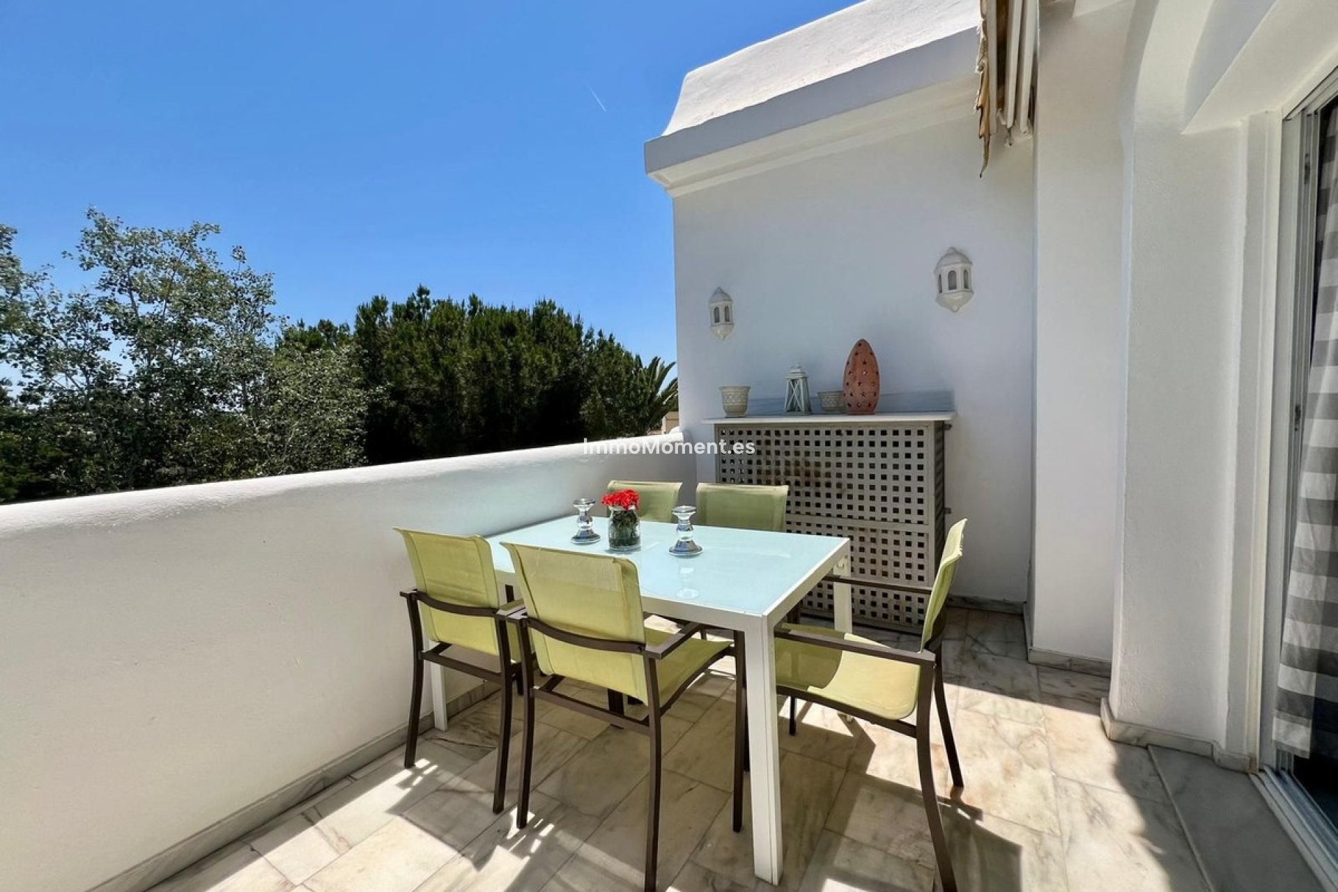 Resale - Apartment - Marbella - Elviria