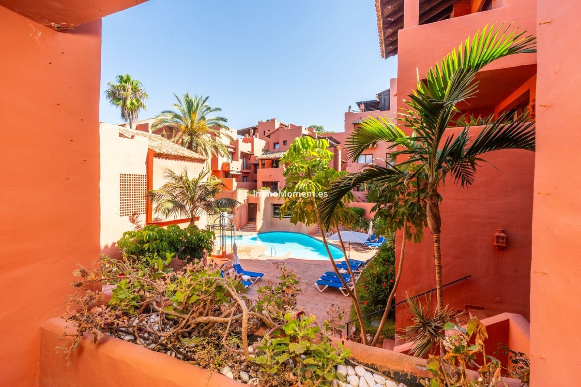 Resale - Apartment - Marbella - Elviria