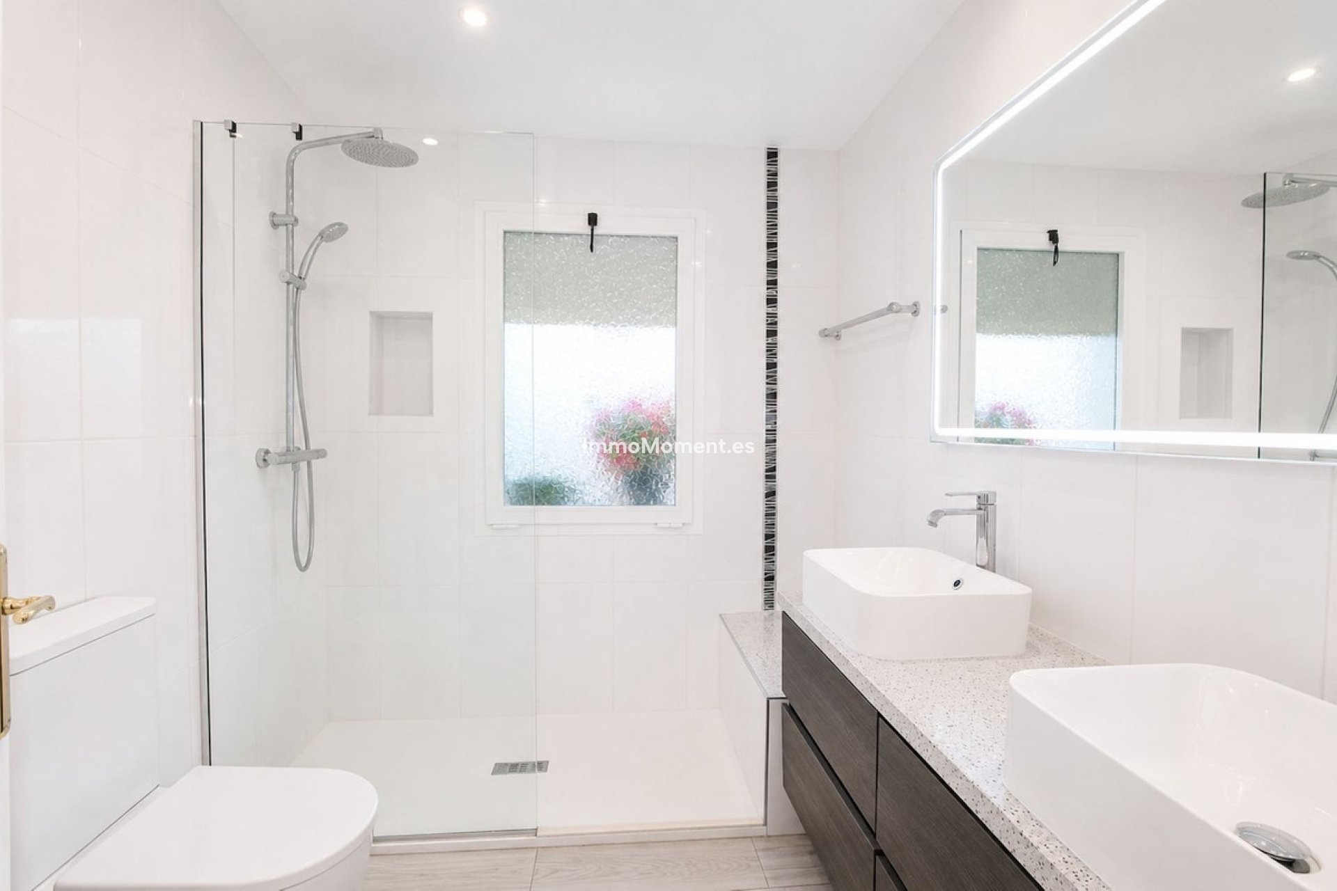 Resale - Apartment - Marbella - Elviria