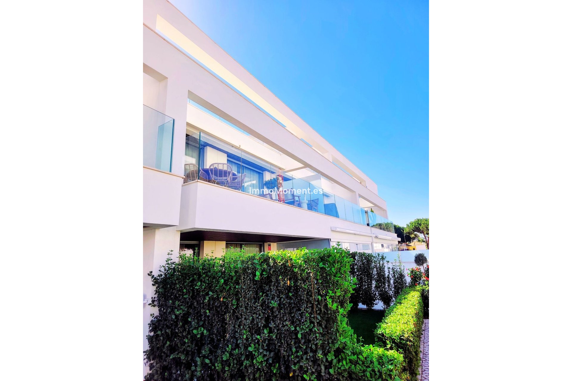 Resale - Apartment - Marbella - Elviria