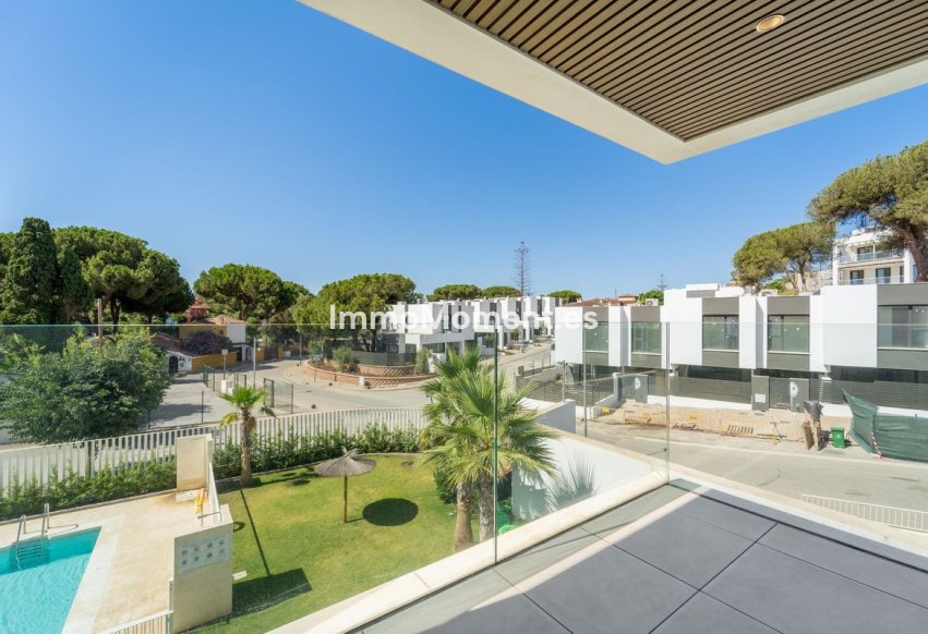 Resale - Apartment - Marbella - Elviria