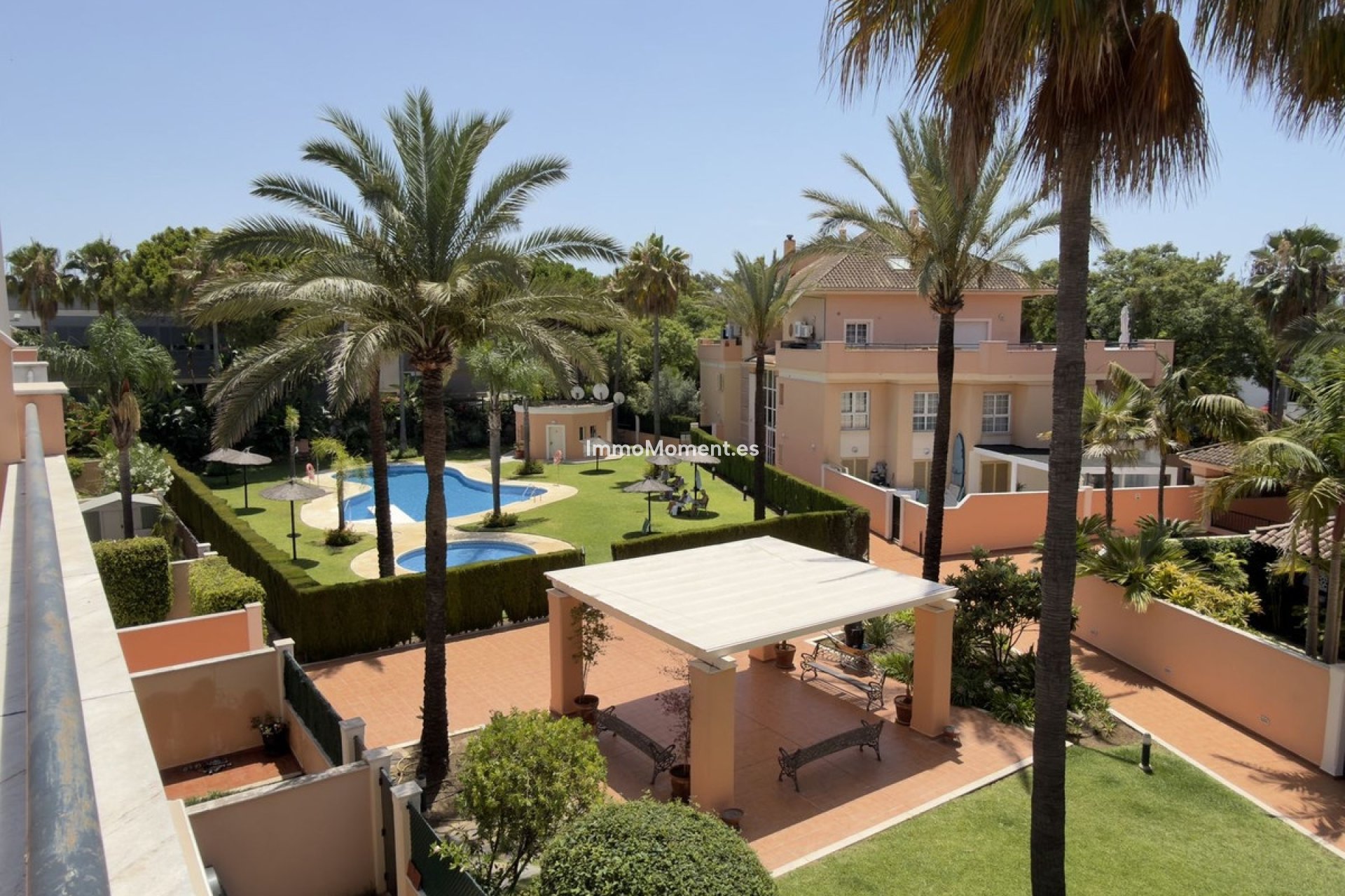 Resale - Apartment - Marbella - Elviria