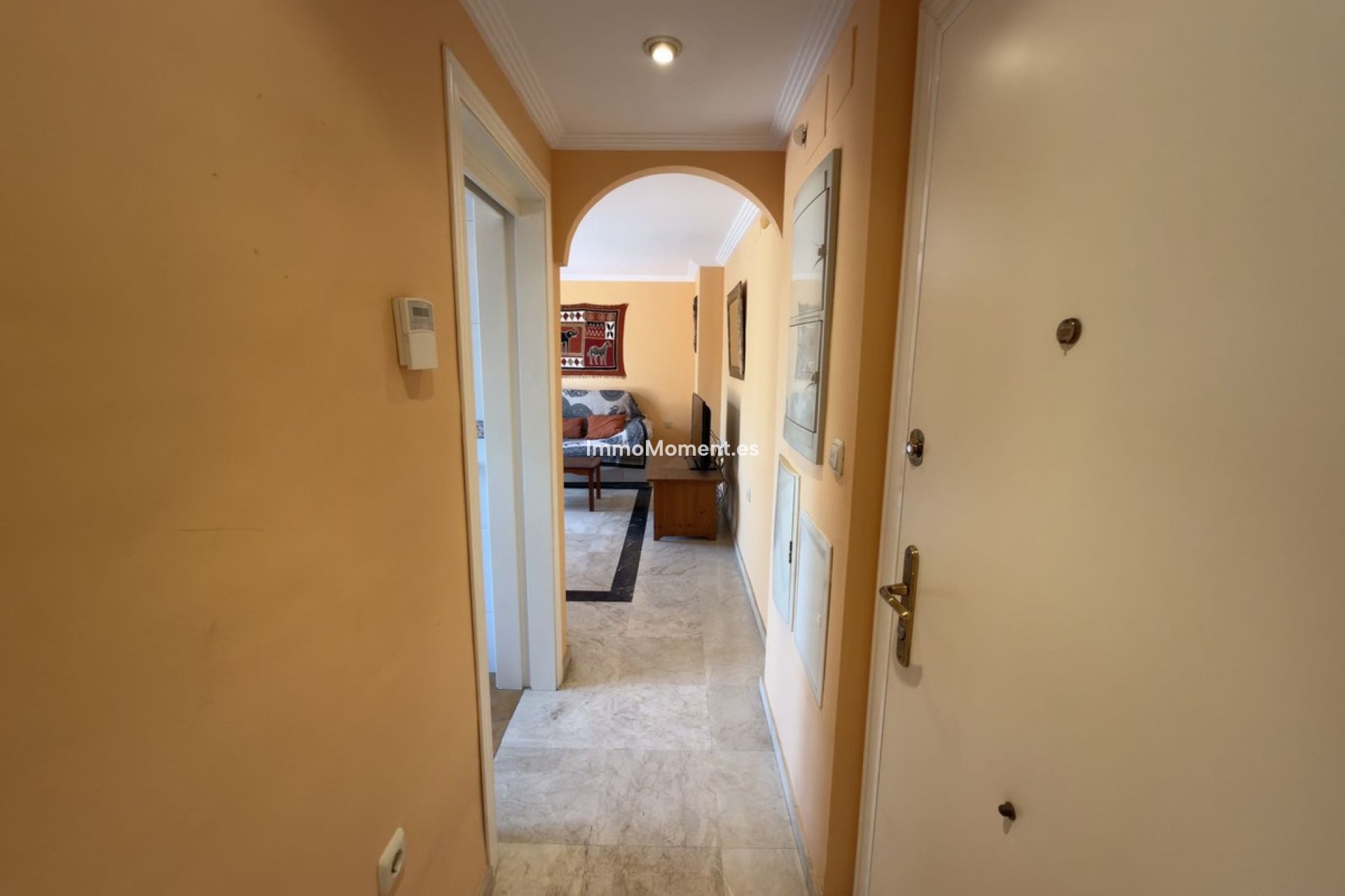 Resale - Apartment - Marbella - Elviria