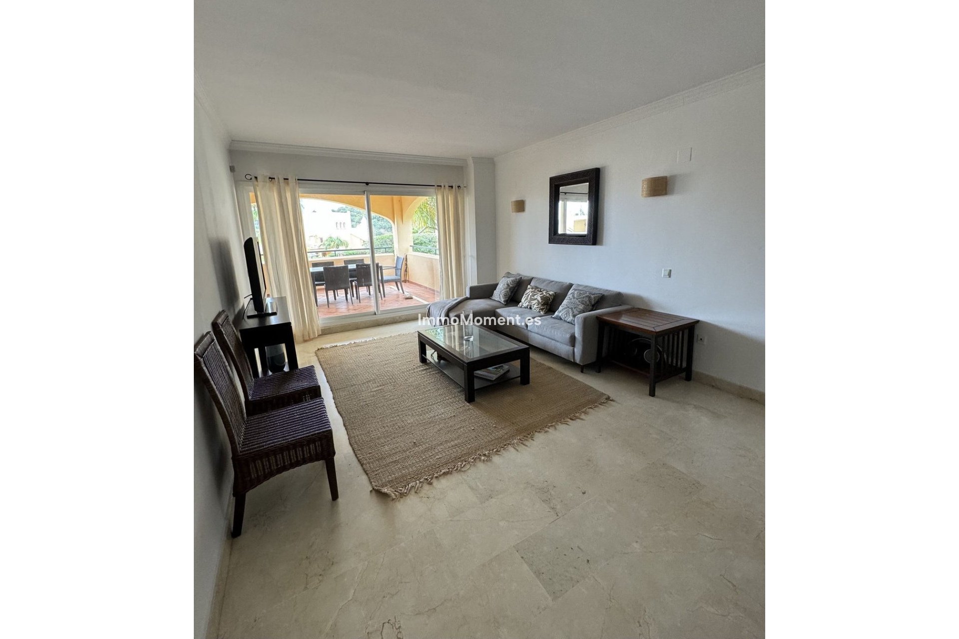 Resale - Apartment - Marbella - Elviria