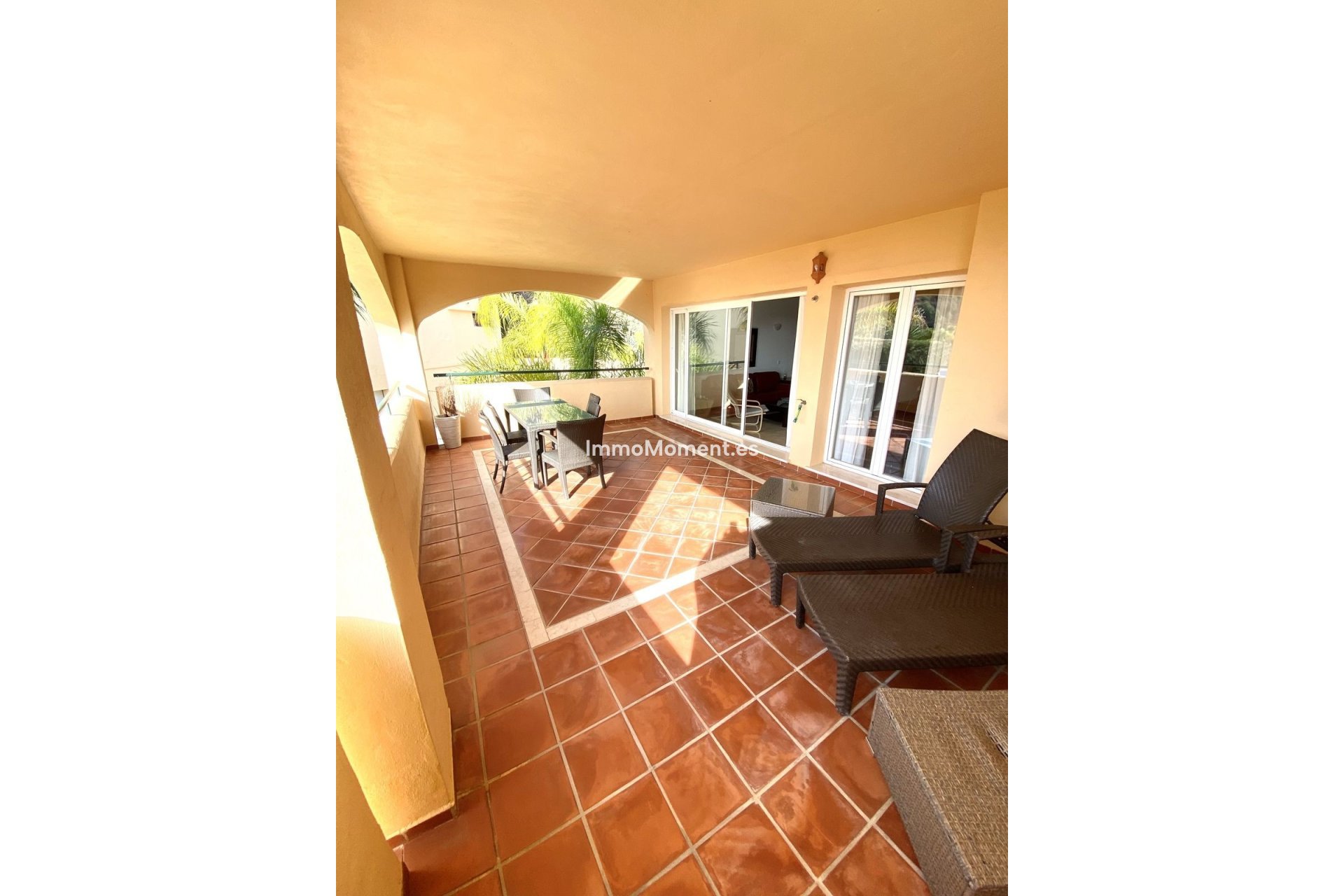 Resale - Apartment - Marbella - Elviria