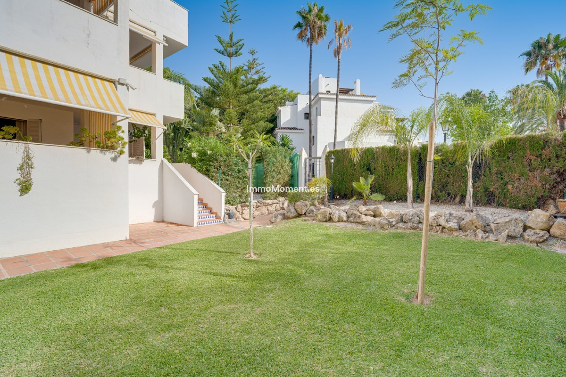 Resale - Apartment - Marbella - Elviria