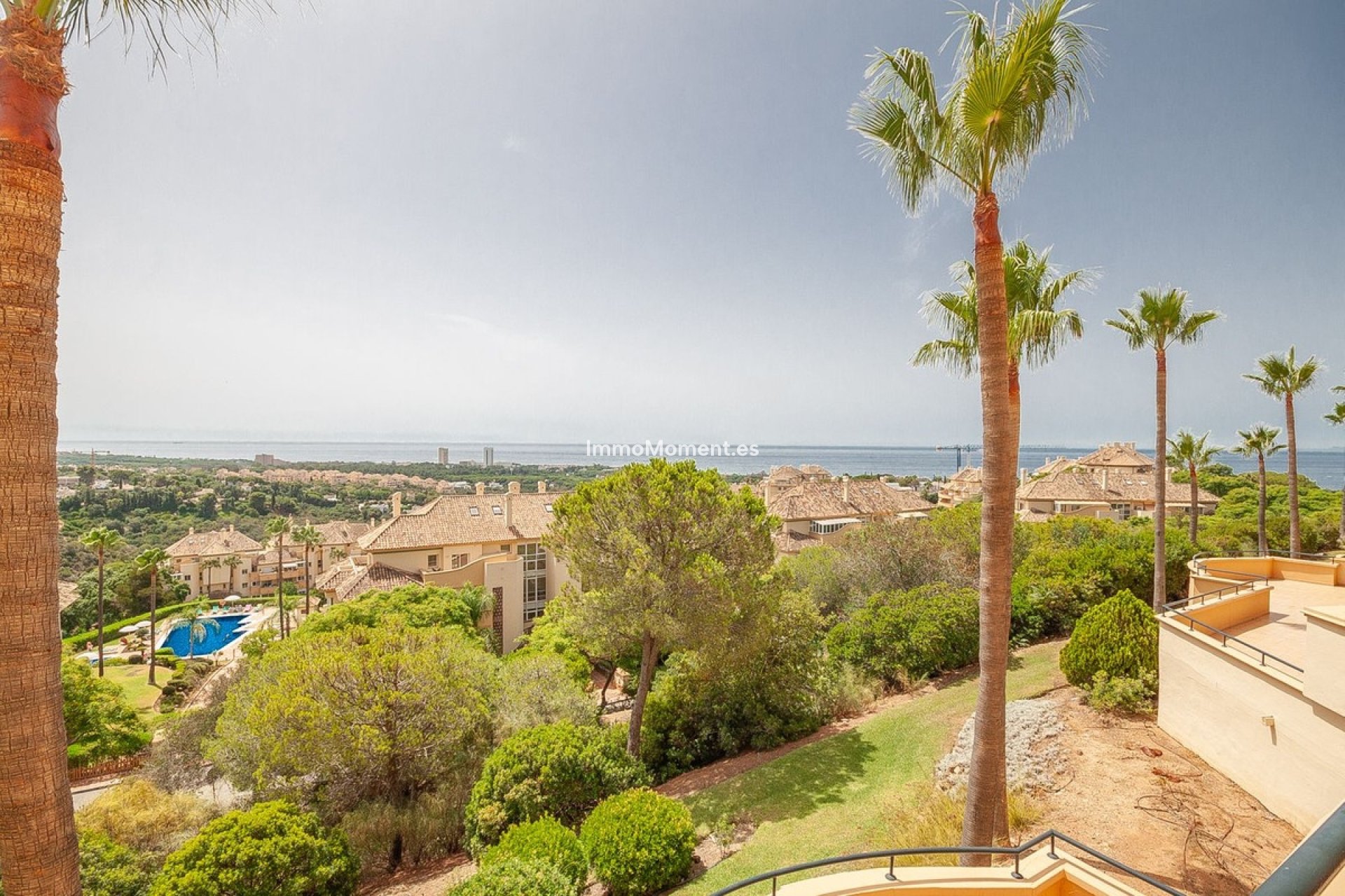 Resale - Apartment - Marbella - Elviria