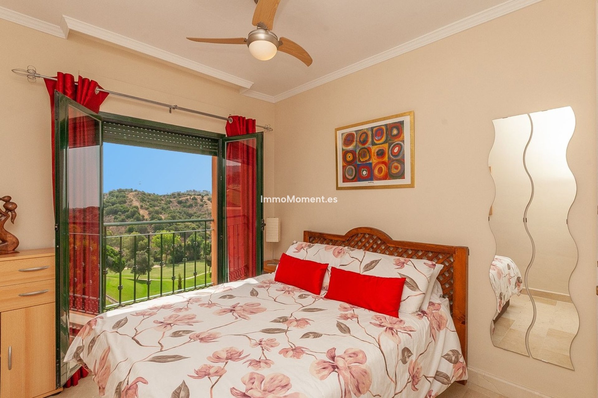 Resale - Apartment - Marbella - Elviria
